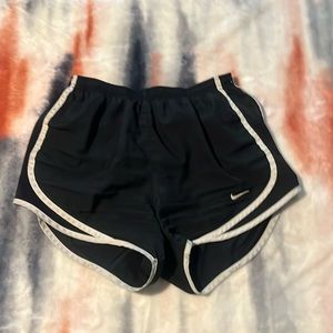 Black Nike shorts